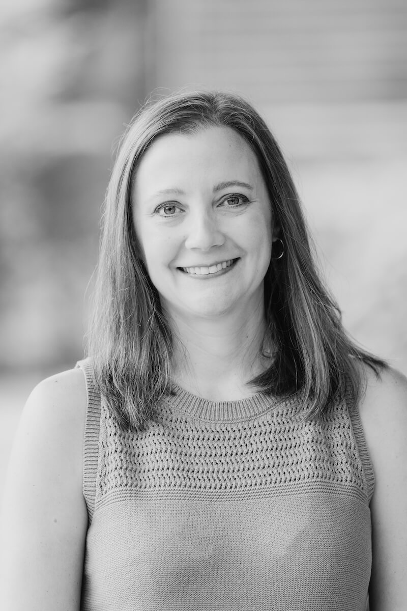 Jill Heinze Headshot